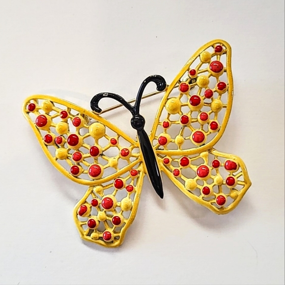 VINTAGE HEDY YELLOW & ORANGE ENAMEL BUTTERFLY BROOCH - OPENWORK DESIGN WINGS - Picture 8 of 8